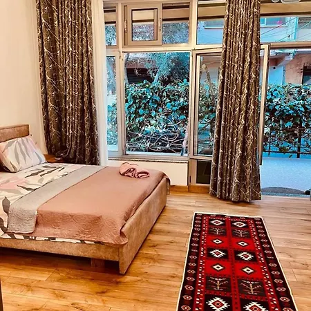 Comfy Studio In City Center Tirana Exterior photo